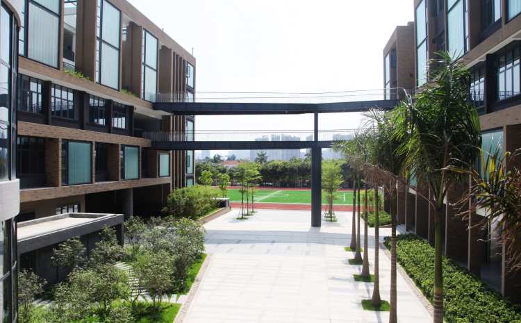 深圳外國(guó)語(yǔ)學(xué)校國(guó)際部