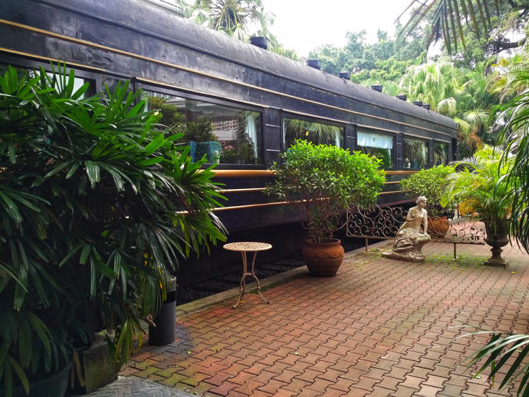 火車頭法國餐廳