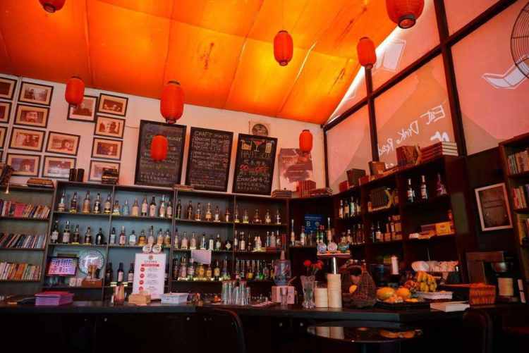 老書(shū)蟲(chóng)