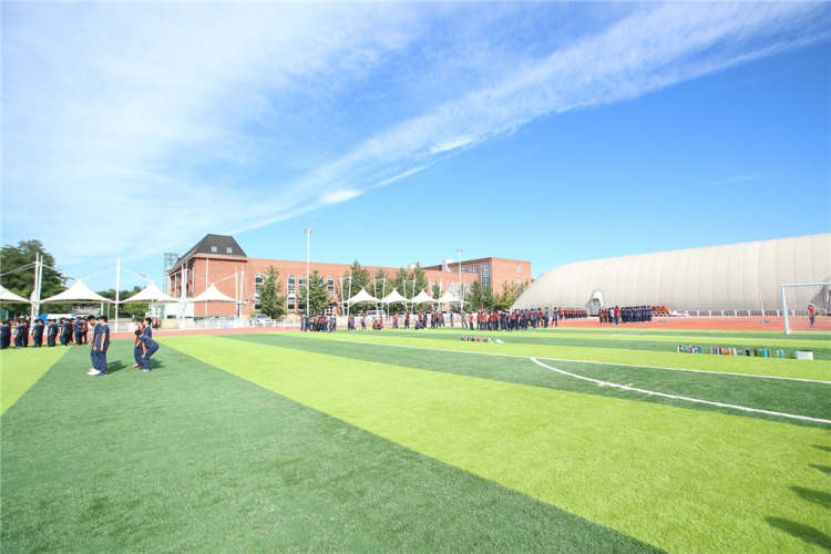 海淀外國(guó)語(yǔ)實(shí)驗(yàn)學(xué)校