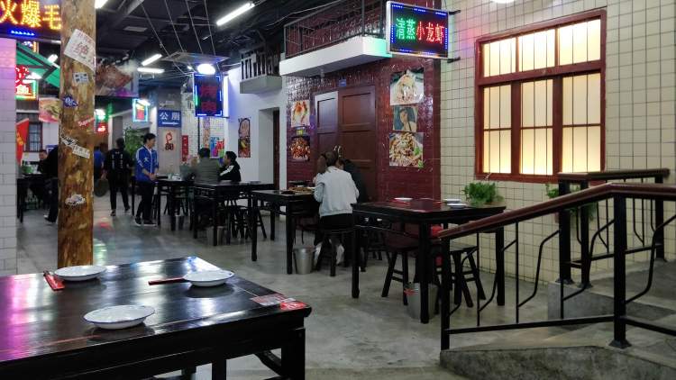 大王龍蝦海鮮燒烤館