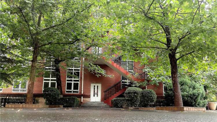 海淀外國(guó)語實(shí)驗(yàn)學(xué)校