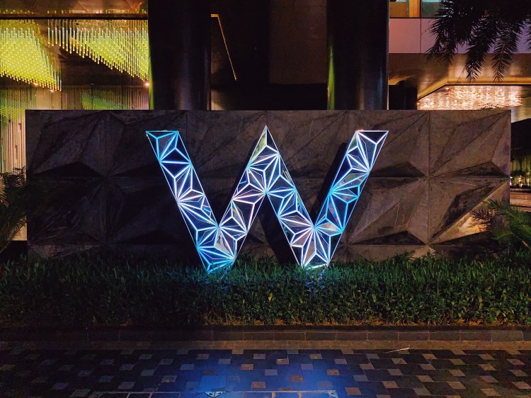 廣州W經(jīng)典KTV夜總會(huì)