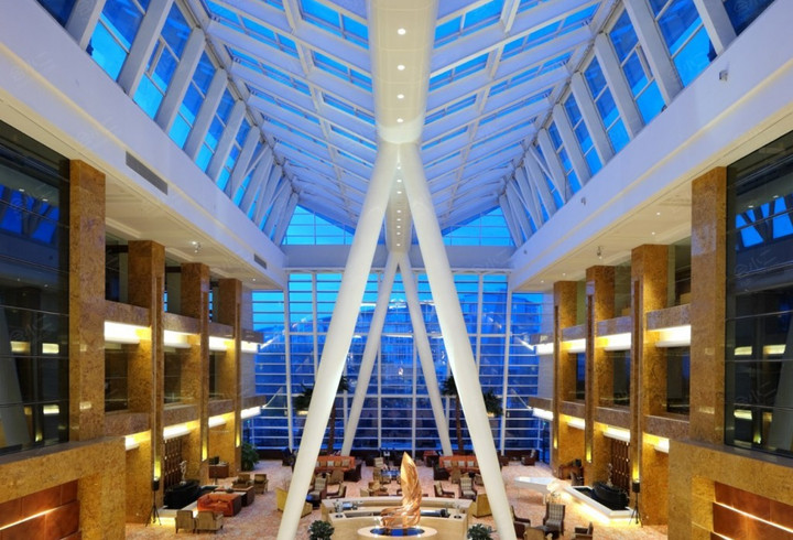 深圳龍崗夜總會預(yù)定電話-深圳龍崗高端夜總會訂房電話