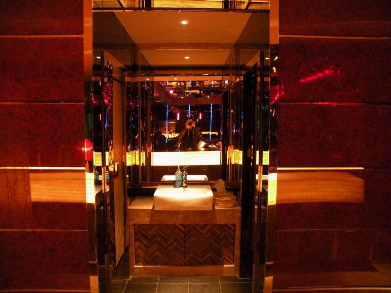 青島商務(wù)KTV預(yù)定電話-青島高端商務(wù)KTV訂房電話