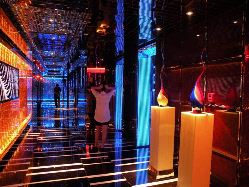 青島市南最好商務(wù)KTV-青島市南十大商務(wù)KTV預(yù)定排行榜