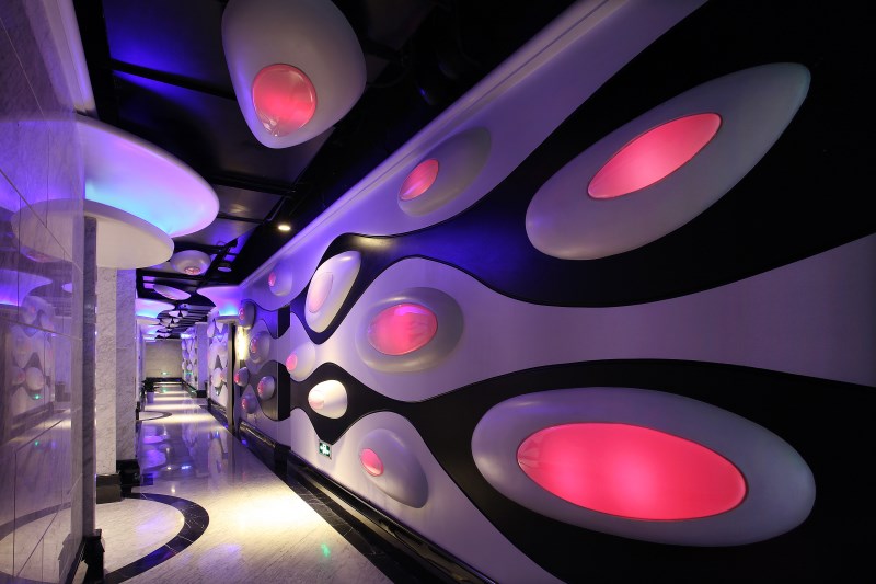 海口美蘭商務(wù)KTV預(yù)定電話-?？诿捞m高端商務(wù)KTV訂房電話