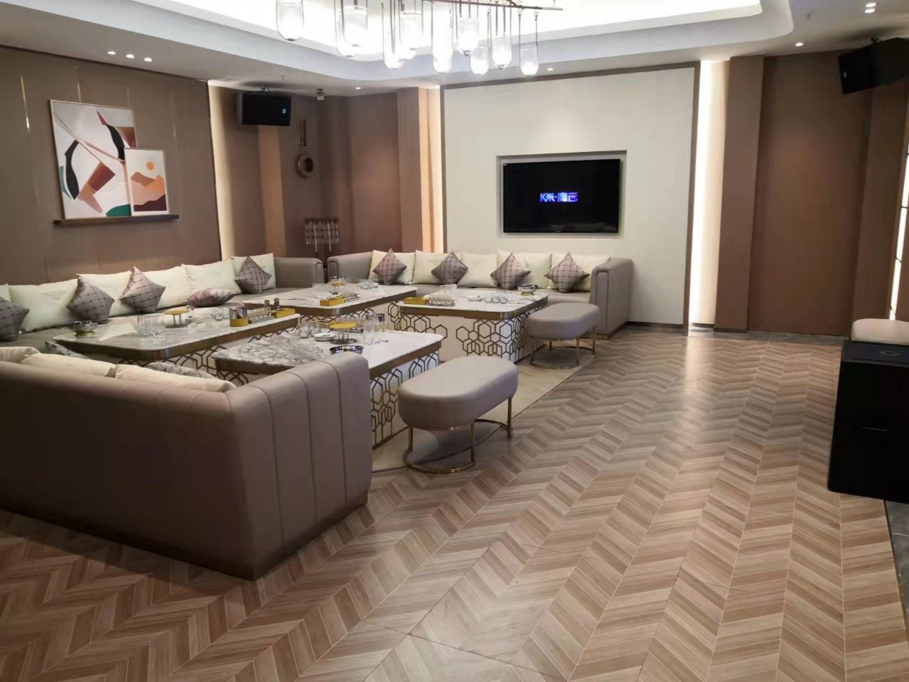 宜春陽(yáng)光至尊KTV夜總會(huì)