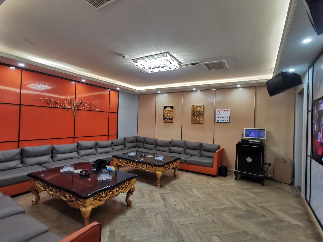 宜春德和會(huì)國(guó)際夜總會(huì)KTV