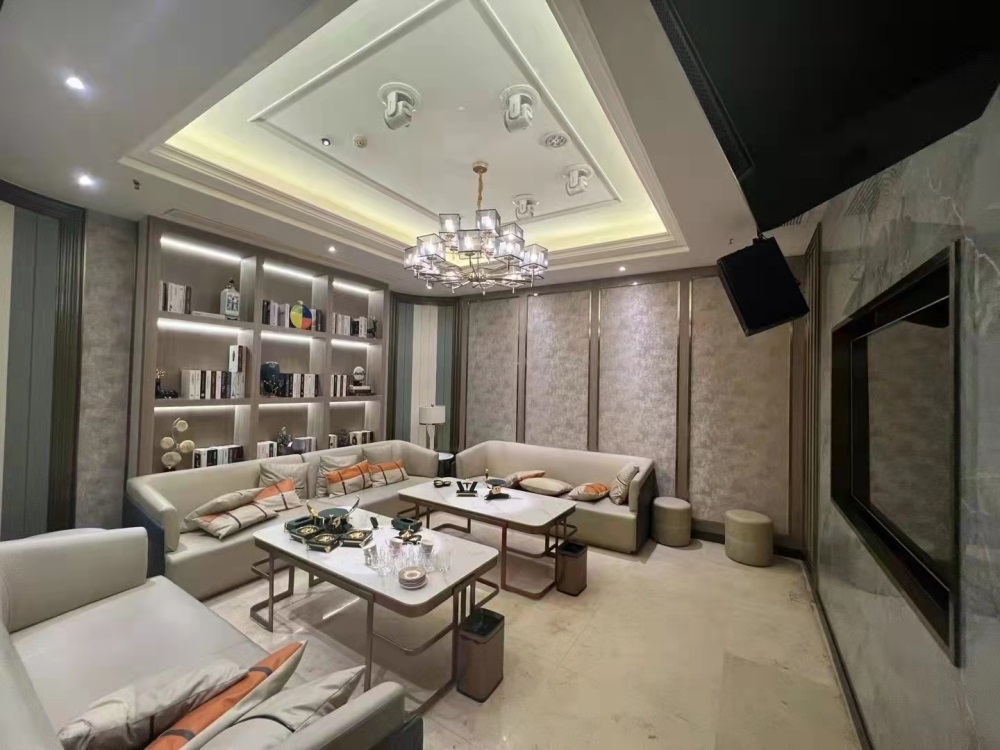 西安好耍夜總會(huì)排名，這三家中/高端夜總會(huì)絕對(duì)好玩