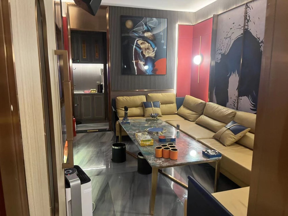 三亞KTV訂房電話(huà)，開(kāi)啟快樂(lè)的夜生活