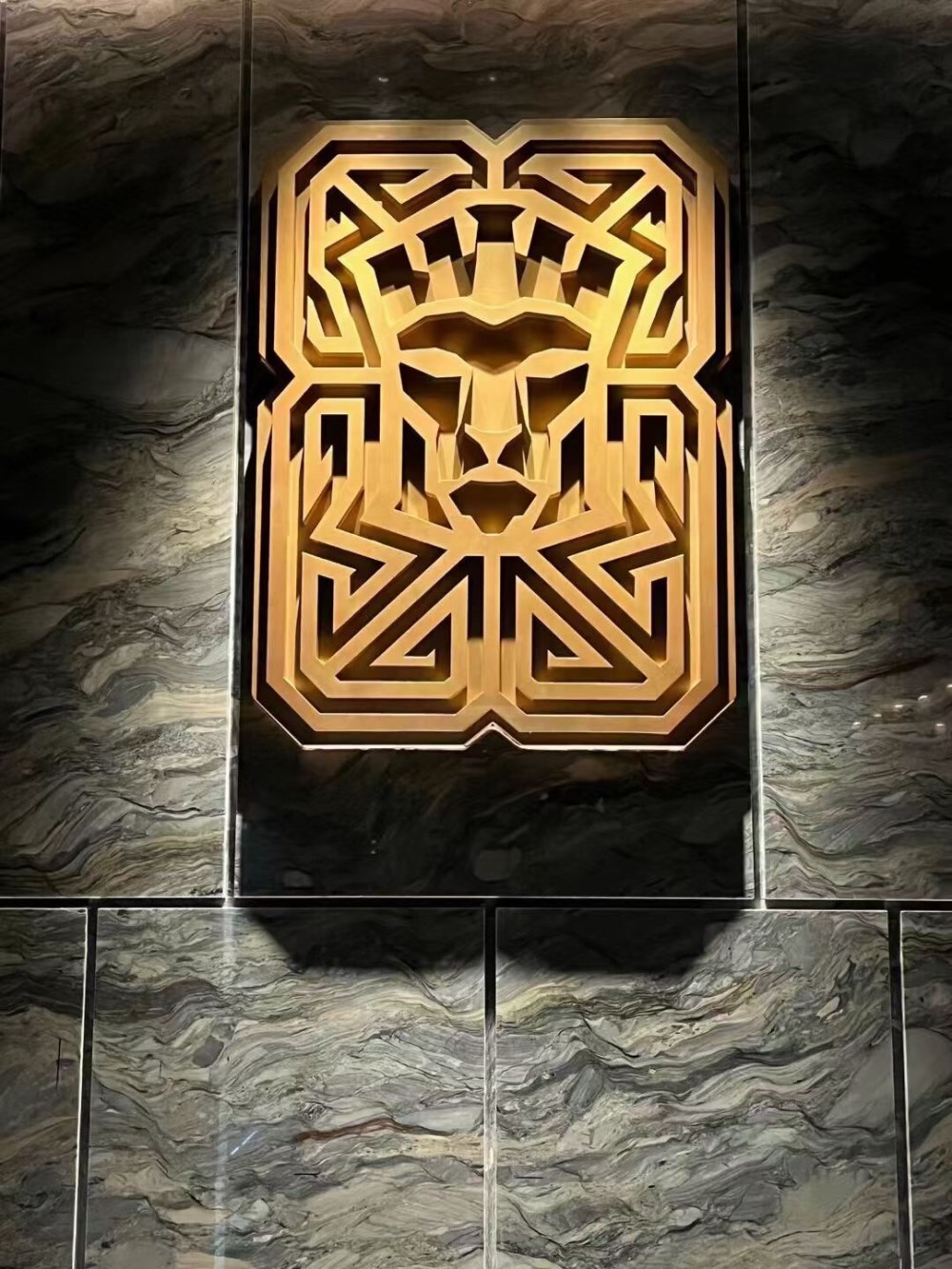 臨沂夜總會你來過幾家？臨沂十大夜總會排名讓你一目了然