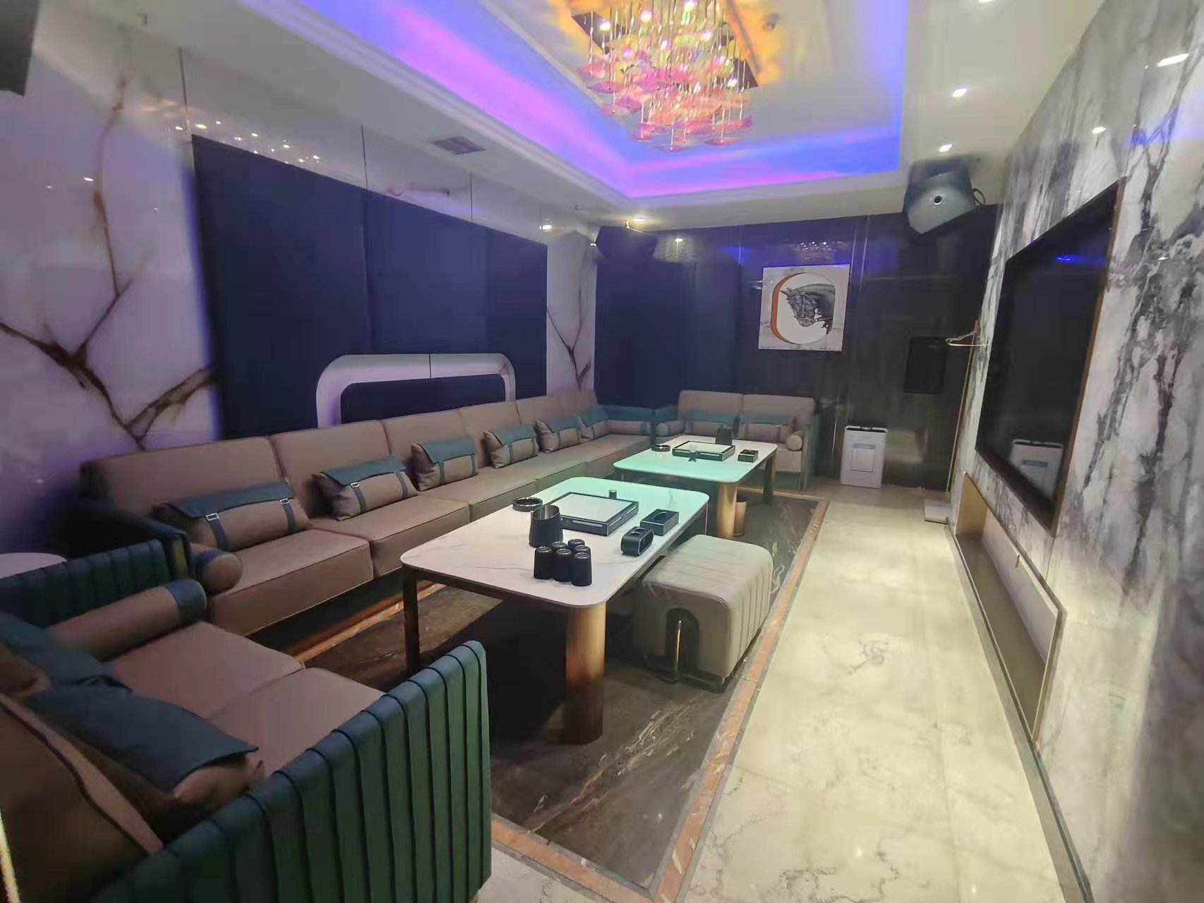 武漢夜總會哪家好，最好的夜總會都在這兒