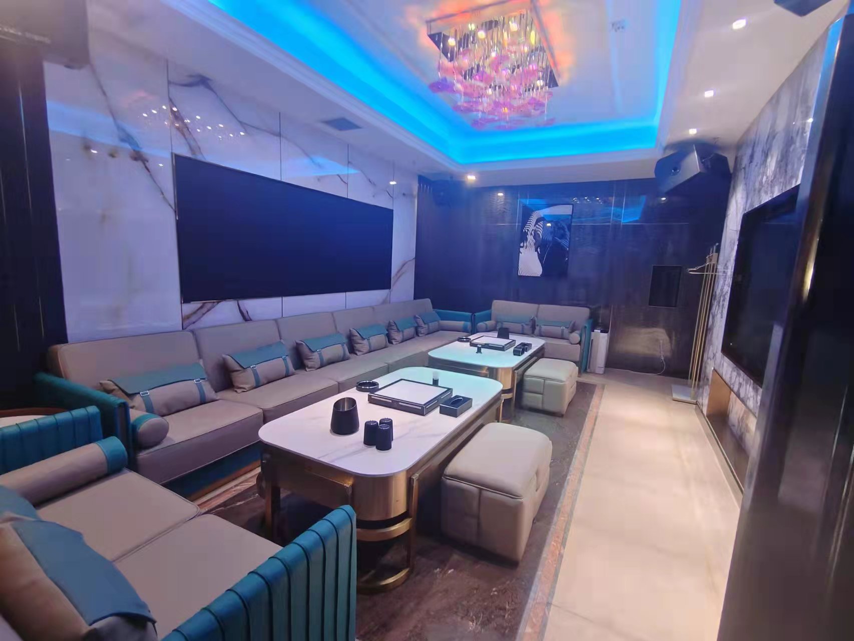 武漢十大夜總會排名，武漢最高端的幾家夜總會都在這