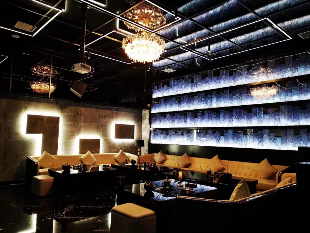 濰坊高端夜總會(huì)推薦榜，來(lái)這里展現(xiàn)你的魅力