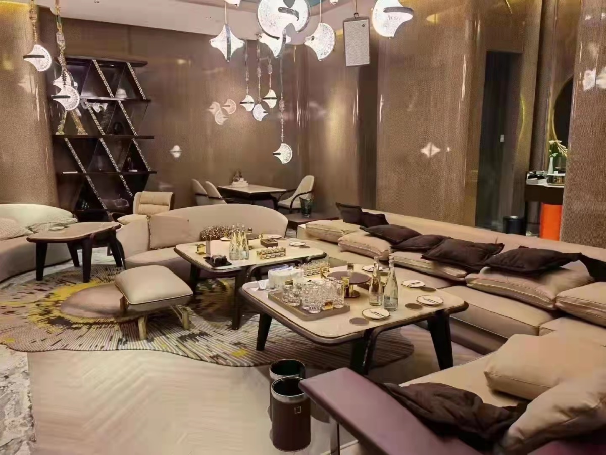 沈陽(yáng)最好十大夜總會(huì)，心情不好就來(lái)這里解壓